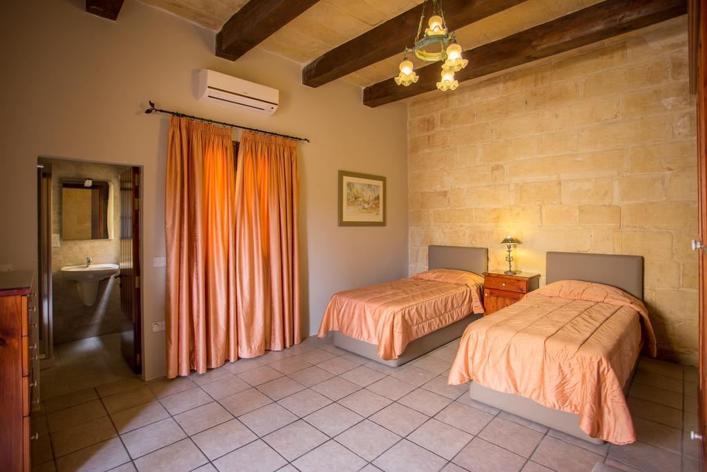 Ta'Filomena Villa Xagħra Екстериор снимка