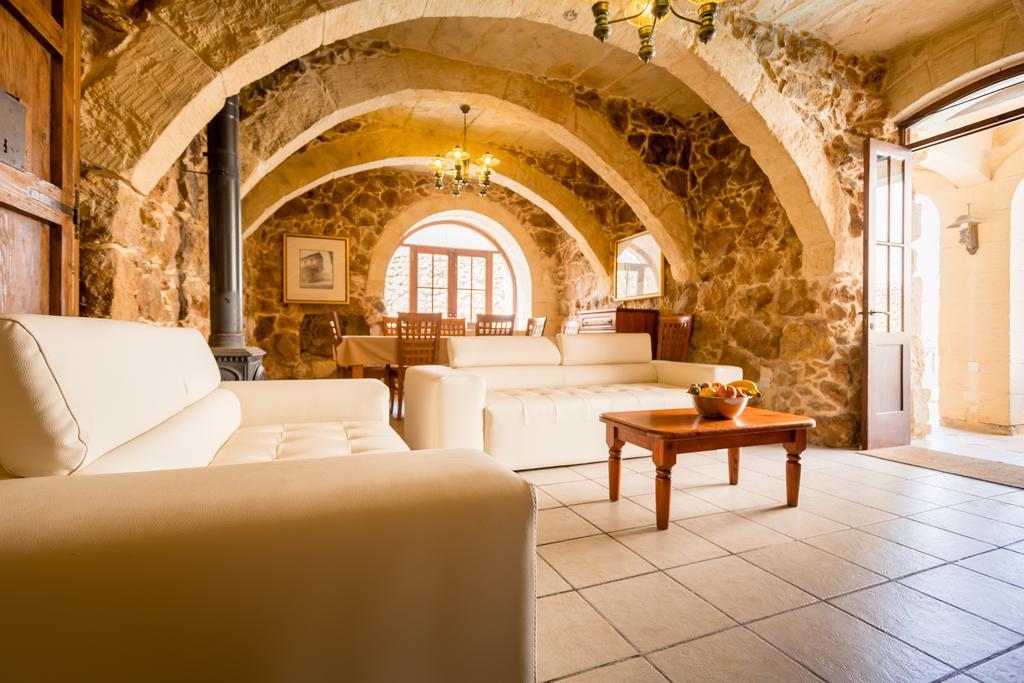 Ta'Filomena Villa Xagħra Екстериор снимка